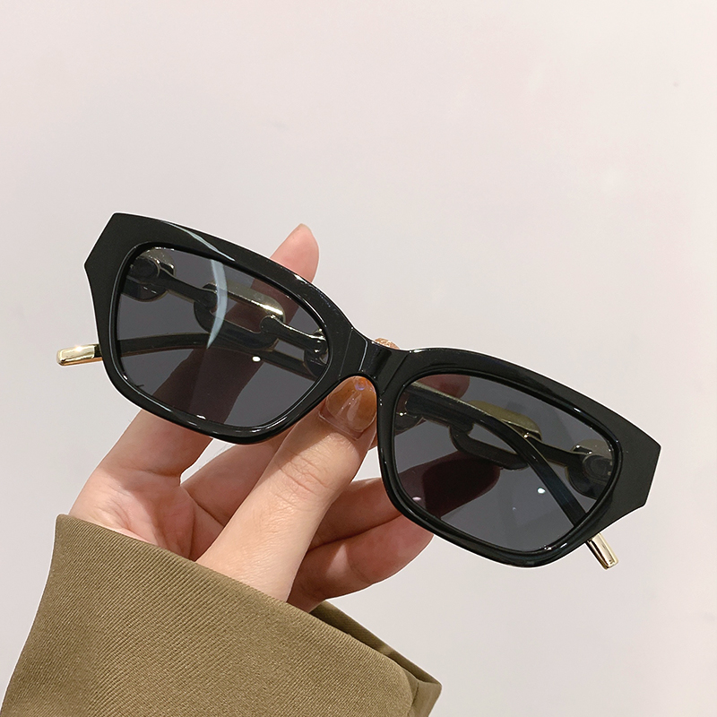 Classic Casual Sunglasses For  - Sunglass Retainer Cord recensione e prezzo