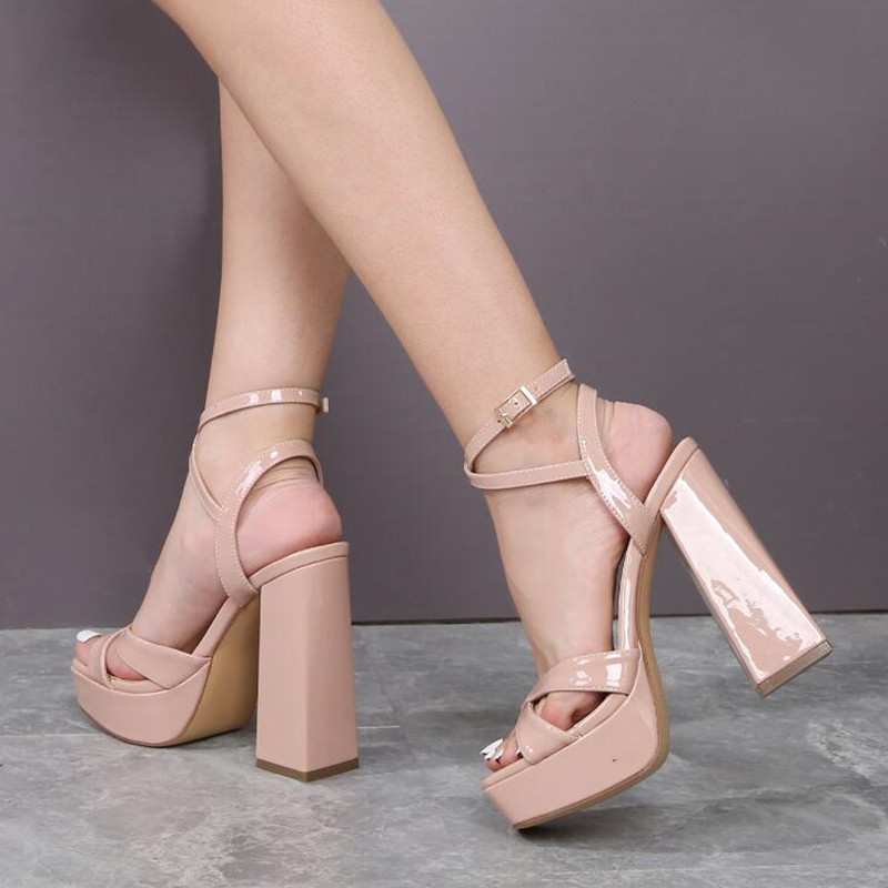 2025 NEW Summer Nightclub Wome - Casual Sandal Leather recensione e prezzo