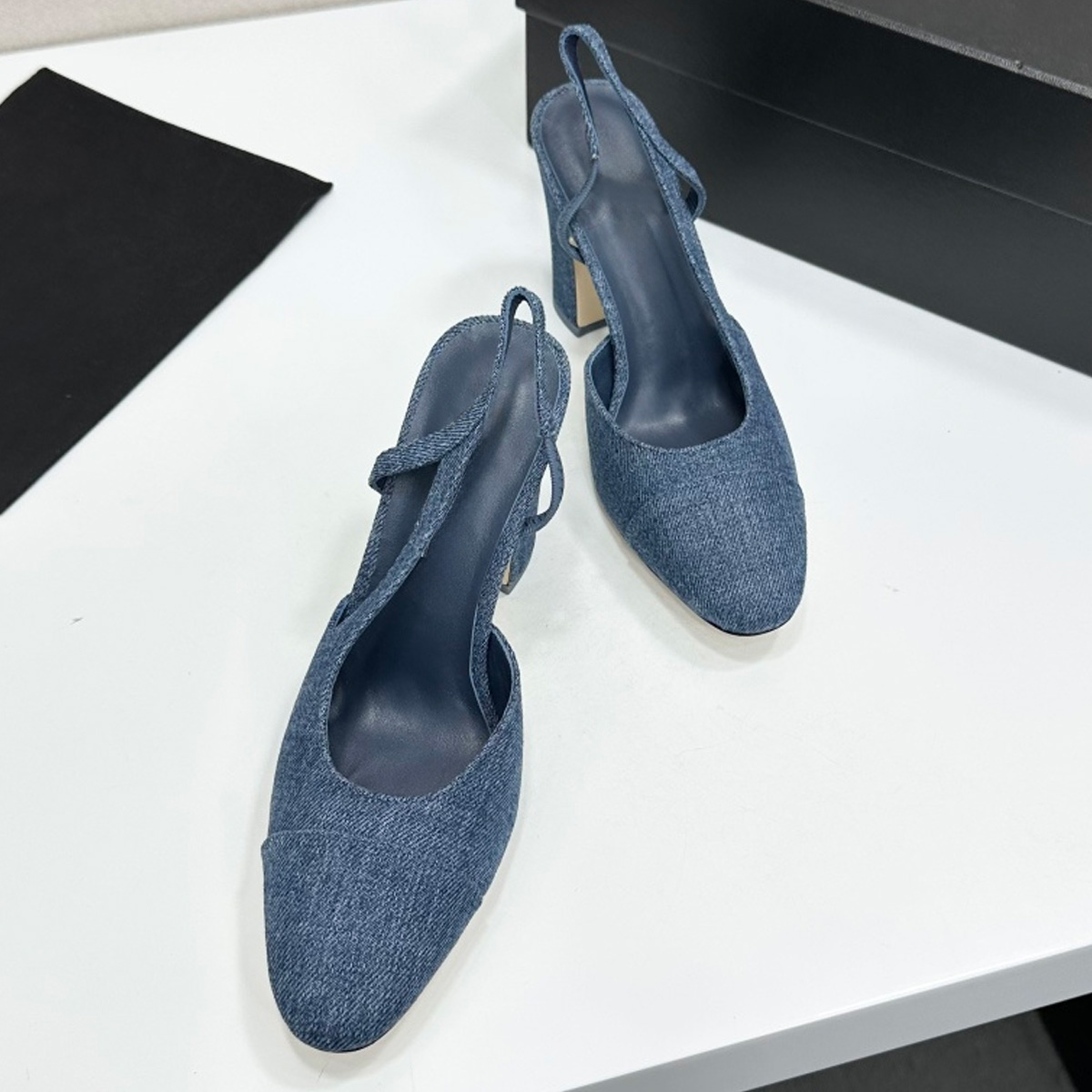 2026 Women's Two-Tone Slingbac - Casual Sandal Leather recensione e prezzo