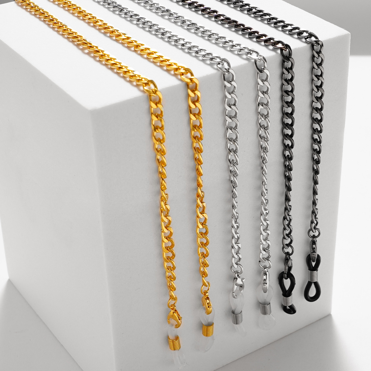 Simple Link Chain for Glasses  - Sunglass Retainer Cord recensione e prezzo